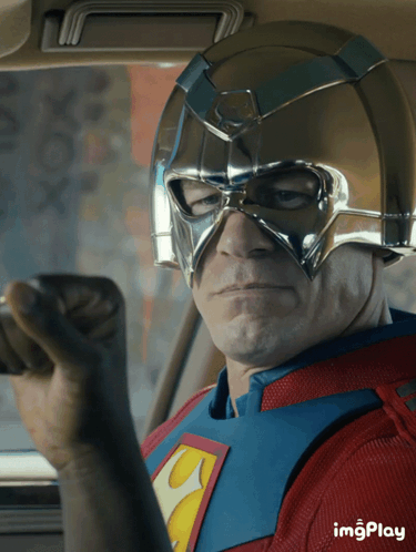 Каким-то образом даже лучше: Критики о втором сезоне «Миротворца»