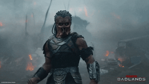 Смешной, душевный и смелый: Критики о фильме «Хищник: Планета смерти»