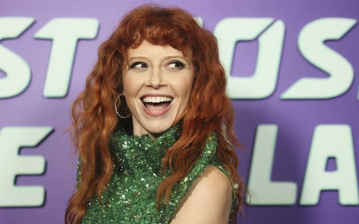 Орыс лесбиянки белдіктері бар видео