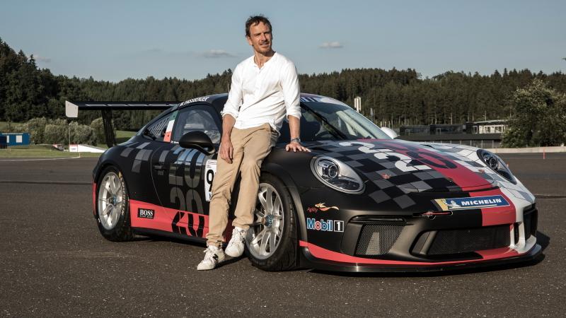 Майкл Фассбендер разбил Porsche во время гонки «24 часа Ле-Мана»