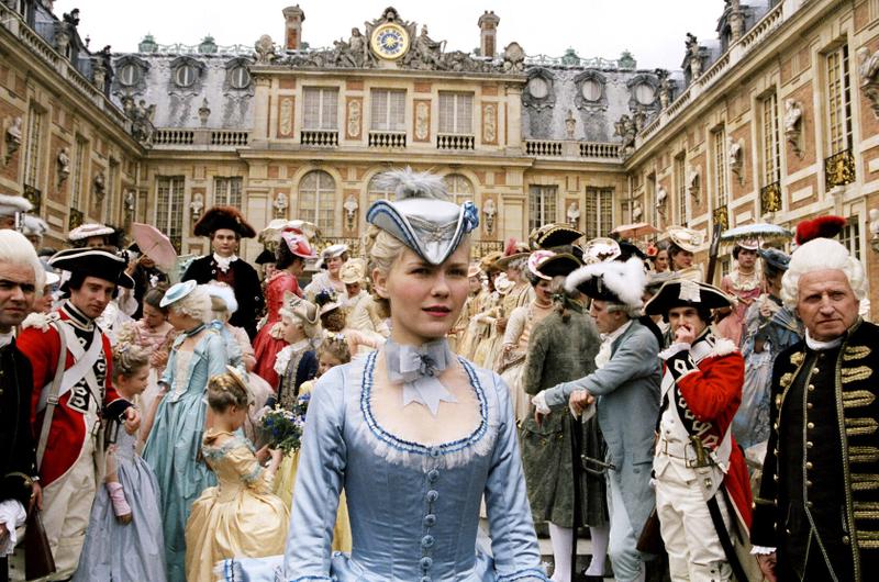 Короли, революции и святые: История Франции в 10 фильмах