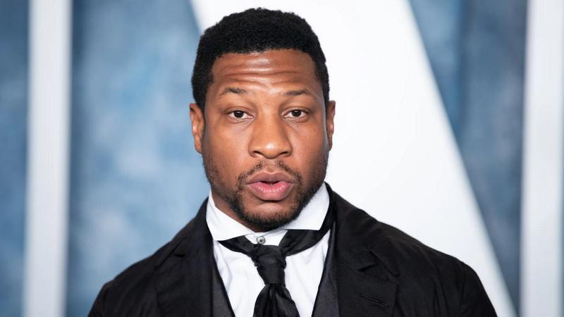 Джонатана Мэйджерса уволили из фильма о Деннисе Родмане