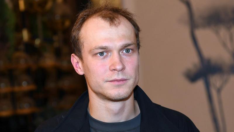 Юра Борисов озвучил кота Бегемота в фильме «Мастер и Маргарита»