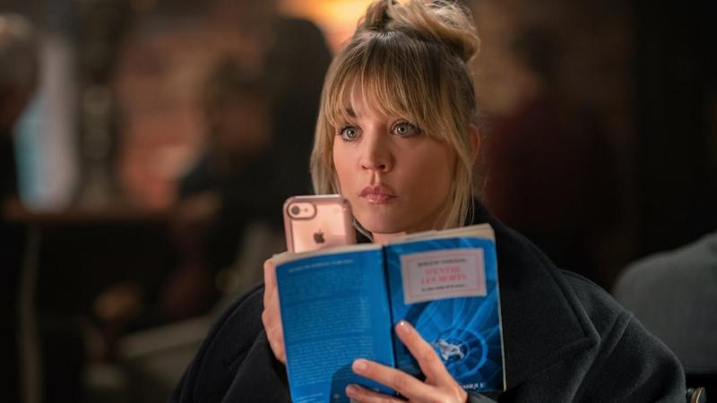 Стриминг Max закрыл сериал «Бортпроводница» с Кейли Куоко