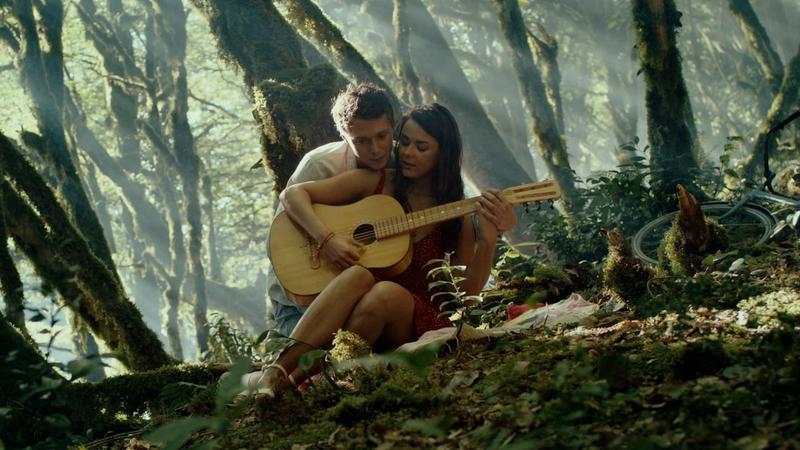 Трейлер фильма «Между нами лето»: Любовь под музыку
