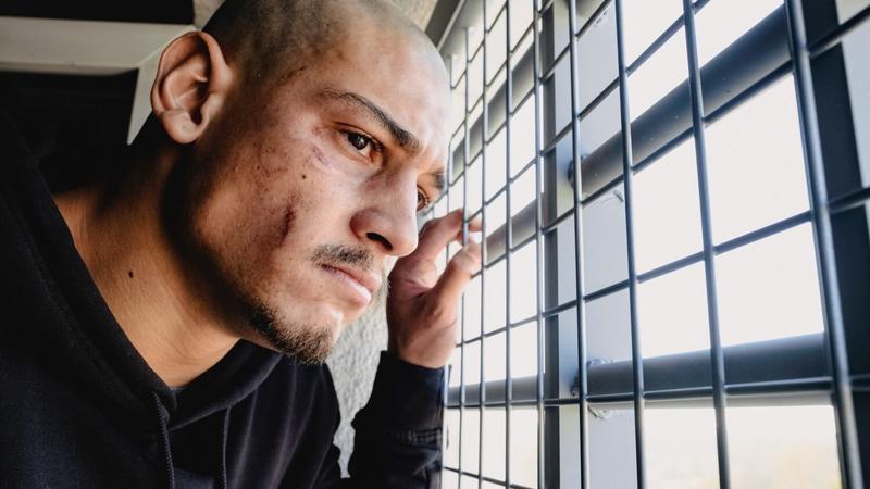 Дублированный трейлер фильма «Золото Рейна»: История рэпера Хатара