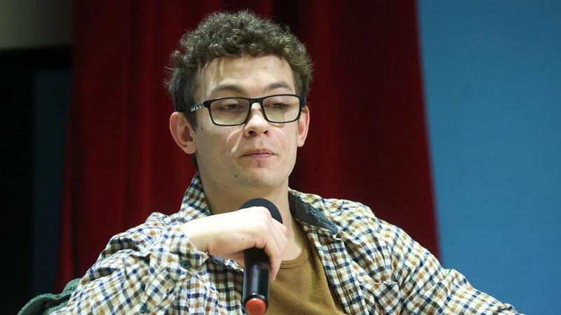 Режиссер фильма о Жириновском опроверг заявление, что Никиту Кологривого взяли на роль политика