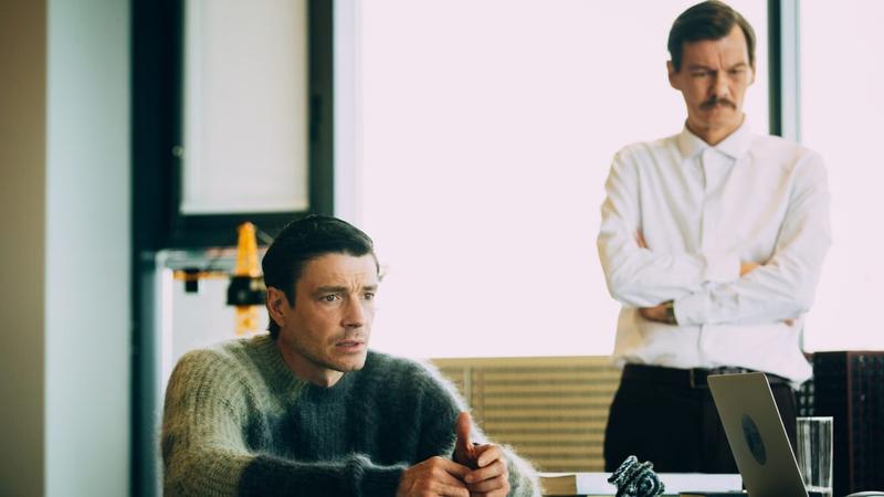 Стартовали съемки криминальной драмы «Чужие деньги» по сценарию Сергея Минаева