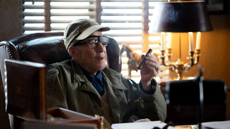 Дэвид Линч намекнул, что «что-то грядет», в загадочном видеосообщении