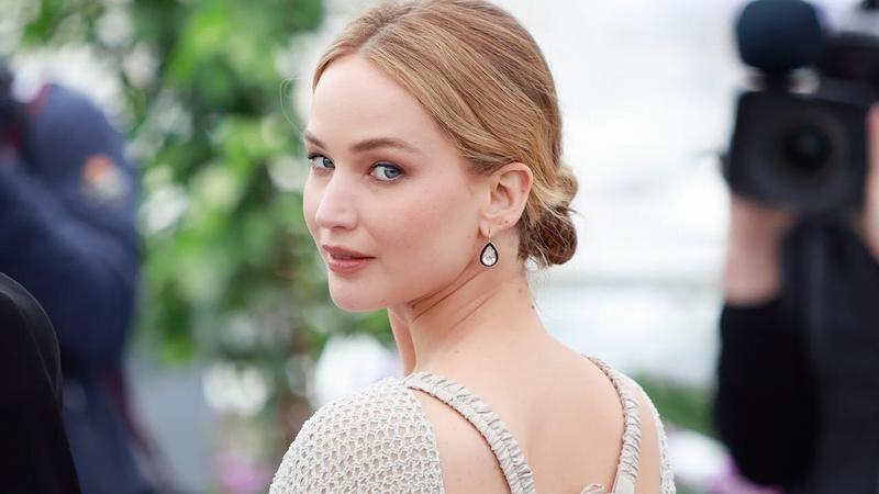 Дженнифер Лоуренс раскроет убийство в триллере «Жены»