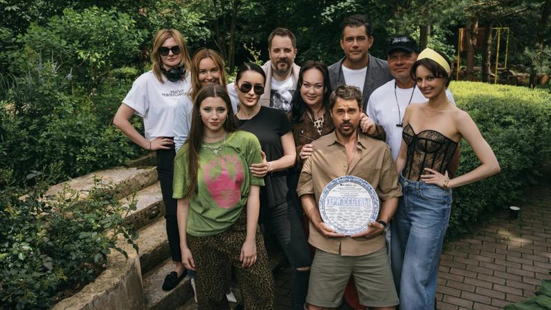 Начались съемки сериала «Три сестры» с Павлом Деревянко и Юлией Александровой