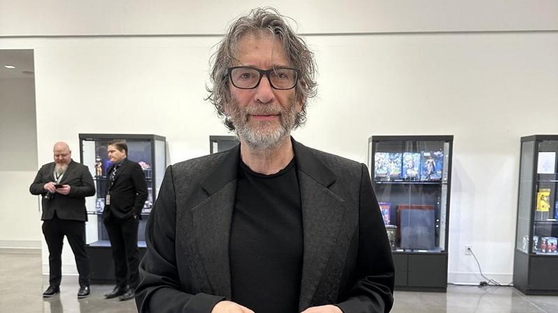 Нила Геймана обвинили в сексуализированном насилии