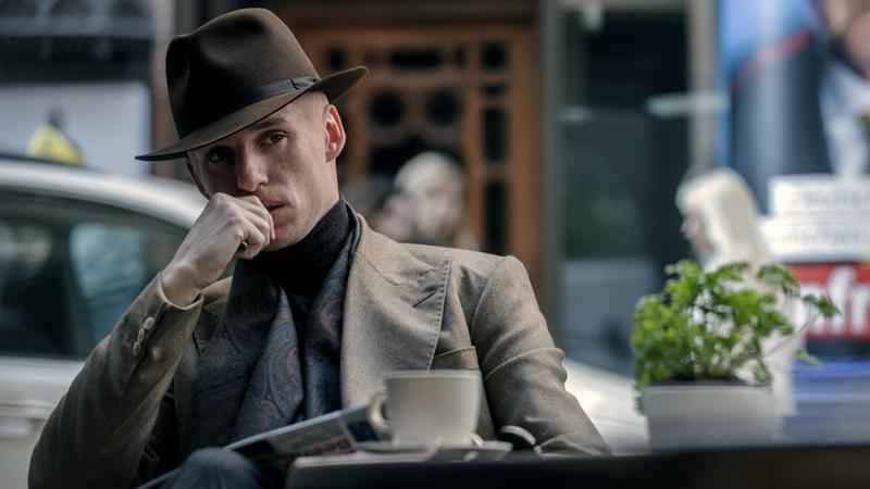 Тизер сериала «День Шакала»: Эдди Редмэйн в роли неуловимого убийцы