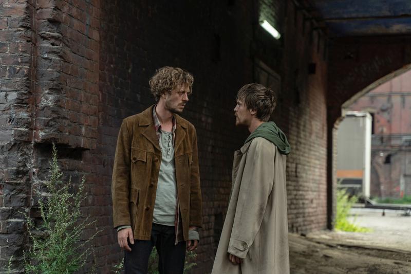 Трейлер сериала «Преступление и наказание»: Иван Янковский находит топор