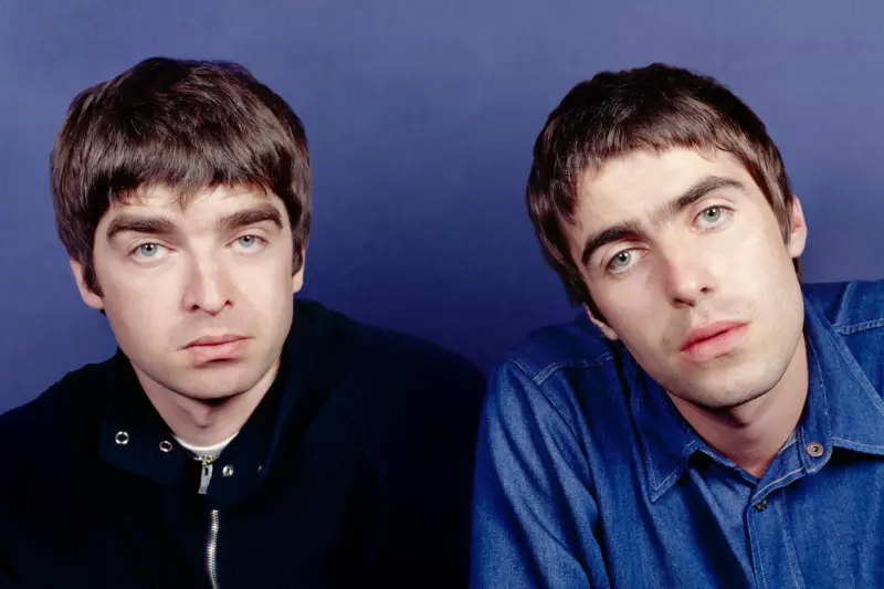 Apple планирует снять документальный фильм про Oasis