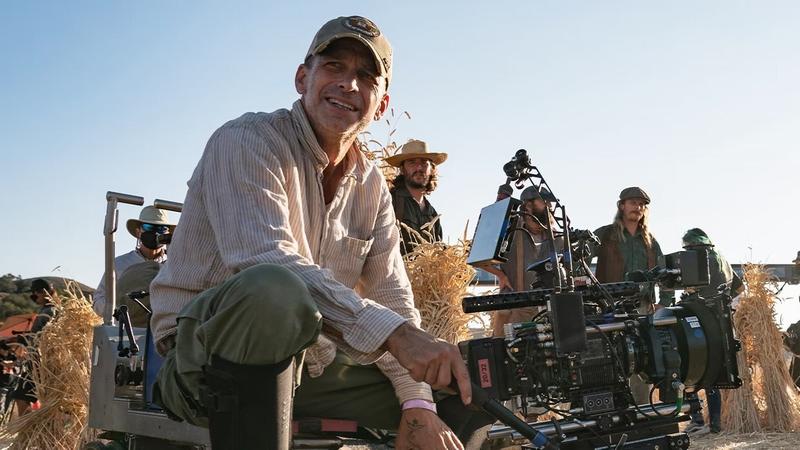 Зак Снайдер планирует снять фильм о бойцах UFC