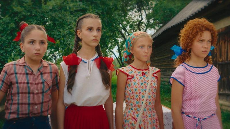 Трейлер семейной комедии «Манюня: Приключения в деревне»: Свежий воздух и магия