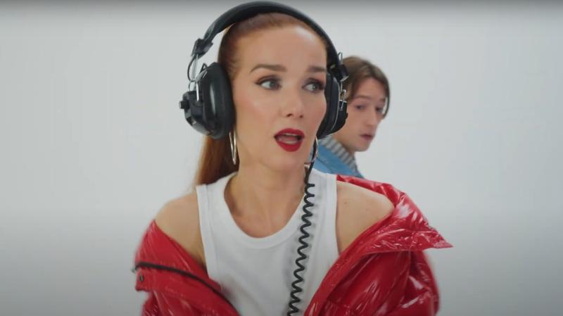 Наталья Орейро записала кавер на песню Russian Girls группы «Комбинация»