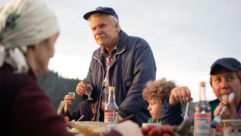 Тизер-трейлер комедии «Батя 2»: Веселые приключения с дедушкой