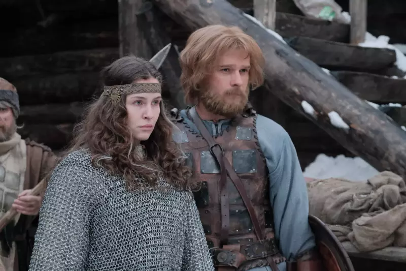 Появились персонажные постеры к блокбастеру «Злой город»