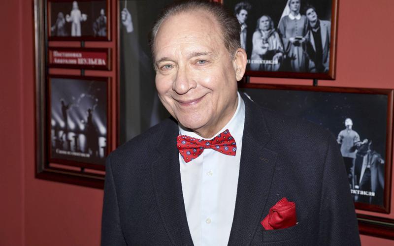 Не жизнь была б, а песня бы: 10 песен Максима Дунаевского