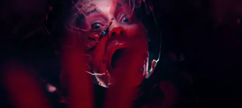 Трейлер сай-фай-хоррора Ash c Эйсой Гонсалес и Аароном Полом