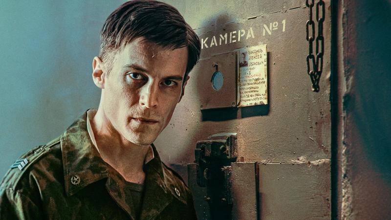 В Okko стартовал сериал «Аутсорс» с Иваном Янковским