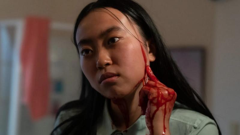 В российский прокат вышел фильм ужасов «Субстанция: Идеал»