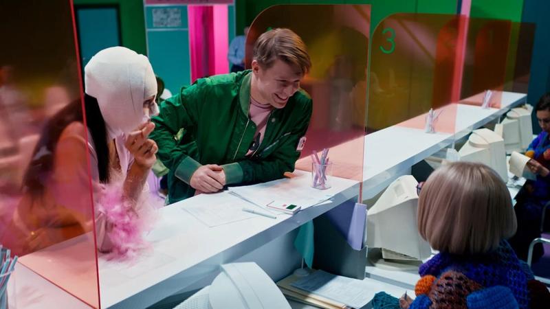 В российских кинотеатрах вышла комедия «Дорогая, я больше не перезвоню»