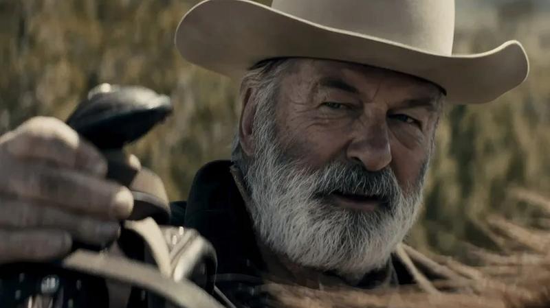Трейлер вестерна «Ржавчина»: Алек Болдуин спасает внука
