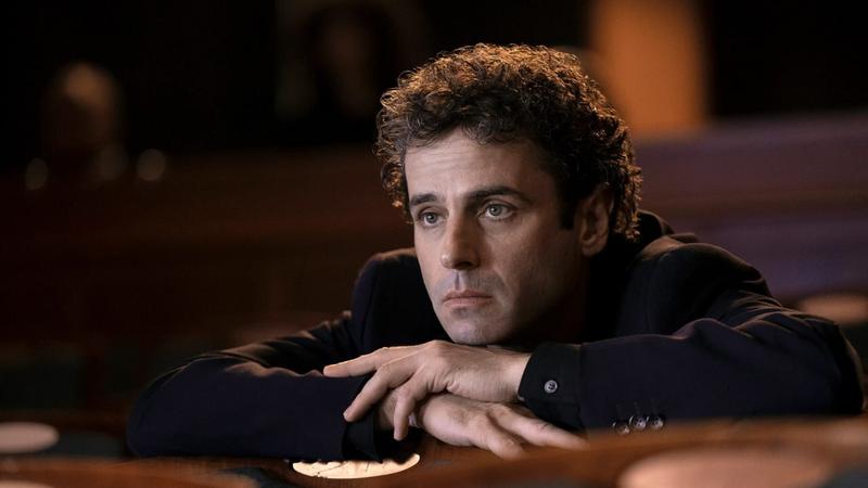 На стриминге Prime Video вышел сериал «Этуаль» от авторов «Удивительной миссис Мейзел»