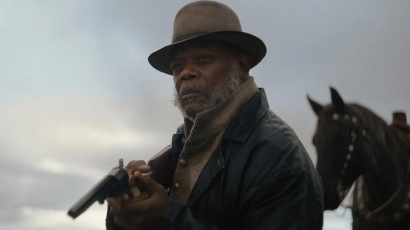 Трейлер вестерна «Нечестивая троица»: Пирс Броснан и Сэмюэл Л. Джексон сражаются за золото