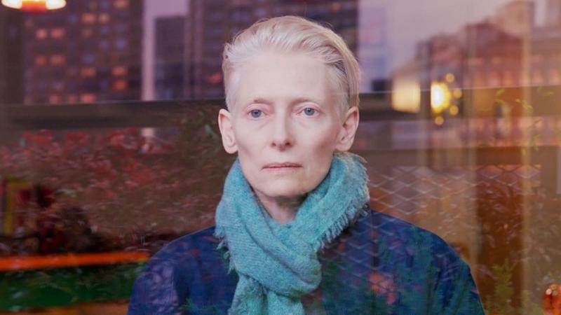 Тильда Суинтон раскроет убийство в психологическом триллере «Смерть в ее руках»