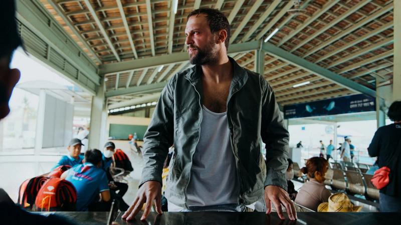 Трейлер сериала «Высокий сезон»: Павел Попов ищет пропавшую возлюбленную во Вьетнаме