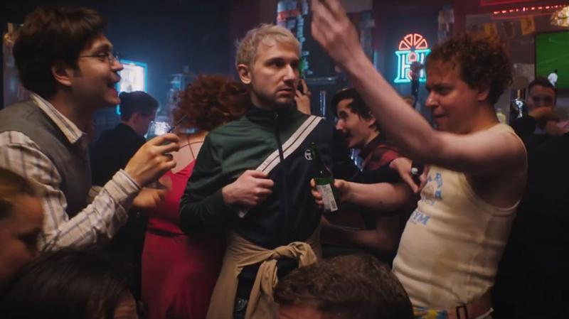 Трейлер комедии «Качели»: Отметить второй день рождения и выжить