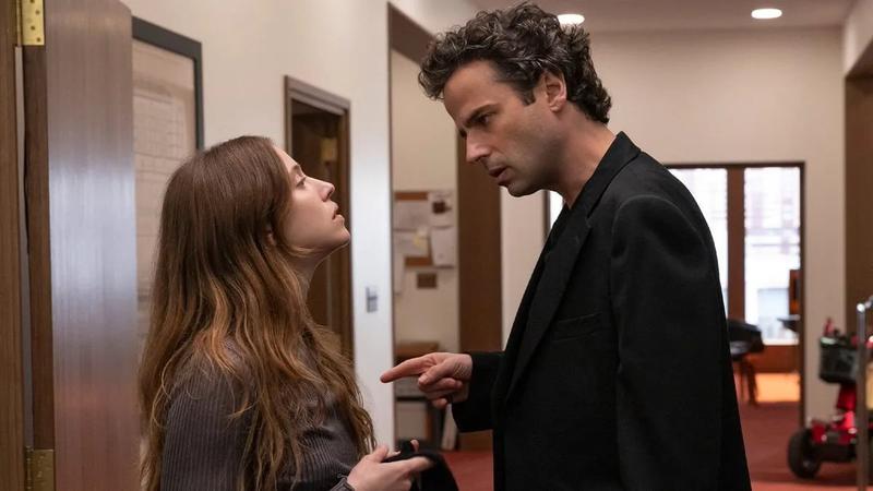 Сериал «Этуаль» закрыли после одного сезона