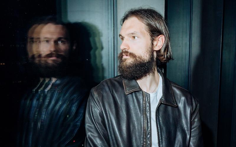 «Я люблю городские романтические фильмы и сериалы»: Интервью с Денисом Виленкиным, режиссером сериала «Разочарованные»