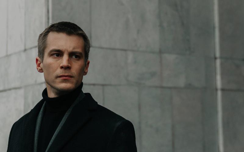 «Мы хотим, чтобы зрителю было некомфортно»: Интервью с создателями «Фишера» Сергеем Кальварским и Натальей Капустиной