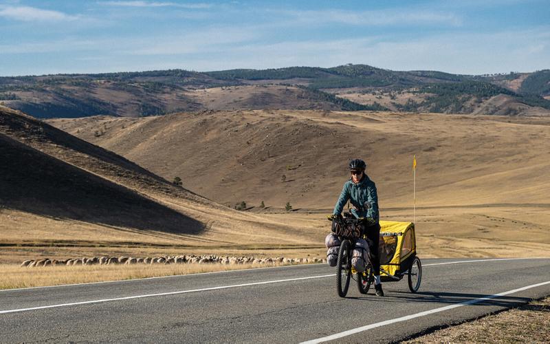 Еду по России, не доеду до конца: 10 лучших отечественных фильмов и сериалов о путешествиях через всю страну