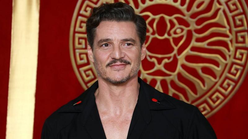 Педро Паскаль сыграет виолончелиста в драме Тони Гилроя «Бегемот!»