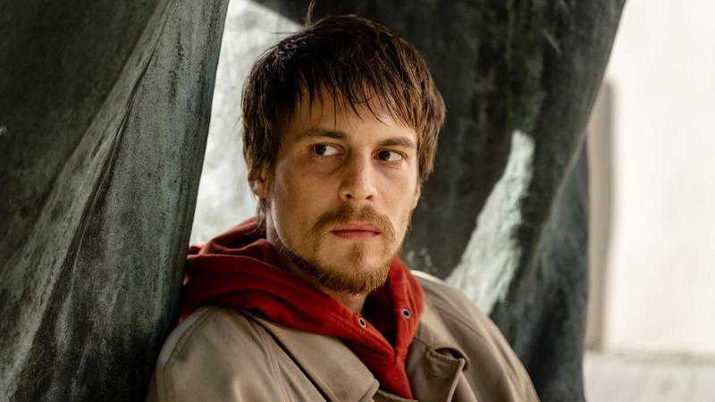 Иван Янковский взломает системы в сериале «Хакеры»