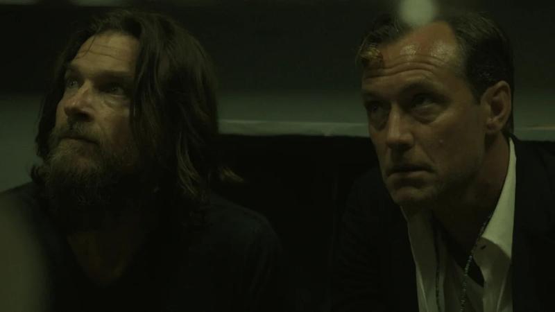 Трейлер мини-сериала «Черный кролик»: Джуд Лоу и Джейсон Бейтман по уши в неприятностях