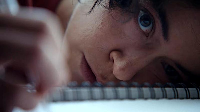 Дублированный трейлер «Крипера» Осгуда Перкинса