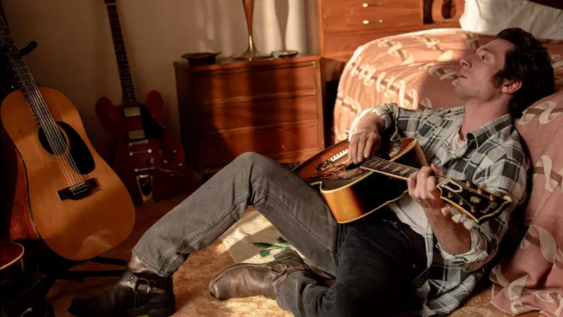 Новый трейлер «Избавь меня от небытия» — байопика о Брюсе Спрингстине