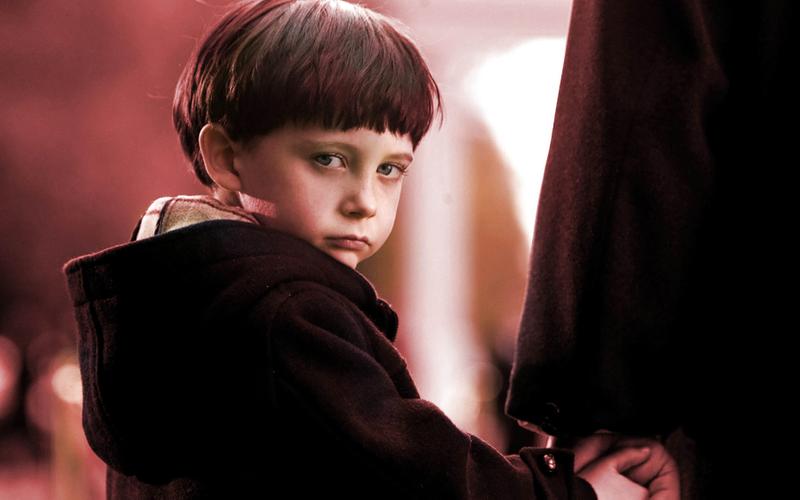От ребенка с жутким взглядом до властителя мира или репортера: Все фильмы франшизы «Омен» по порядку