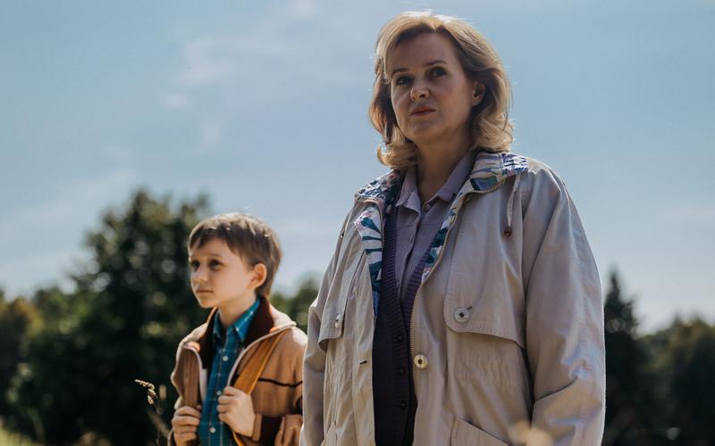 «Встать на ноги», «Полураспад», «Отпечатки»: 7 лучших сериалов фестиваля «Новый сезон — 2025»