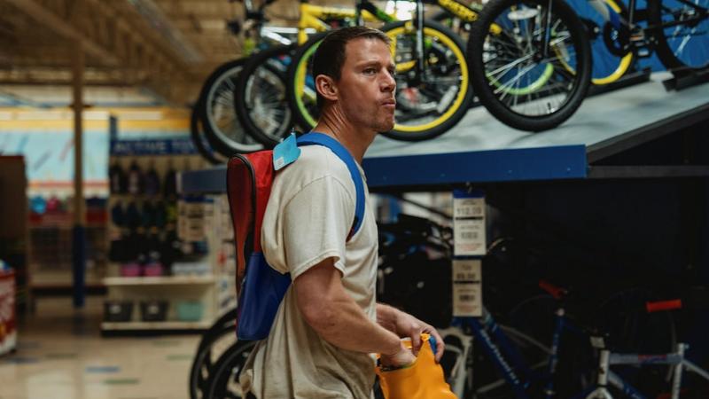 Состоялась российская премьера криминальной комедии «Грабитель с крыши» с Ченнингом Татумом