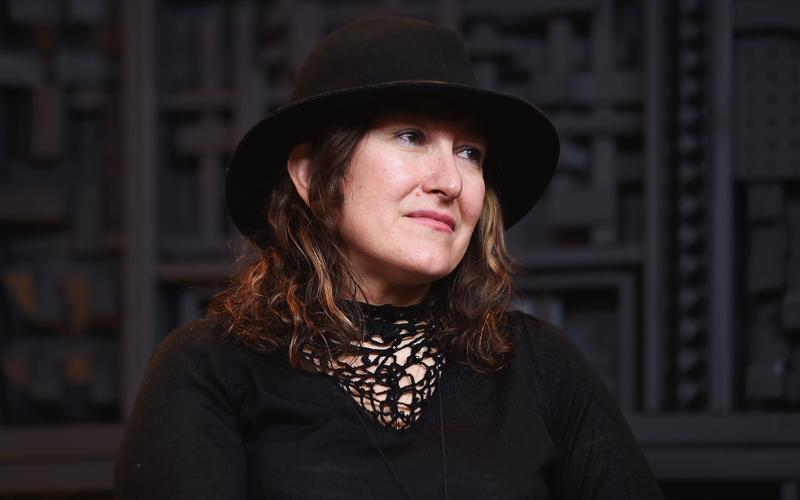 Кто такая Афина Рахель Цангари — крестная мать «греческой странной волны»