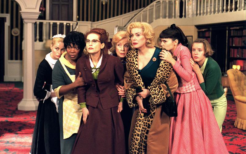 Никого не выпускать: Фильмы, где действие происходит в одном помещении