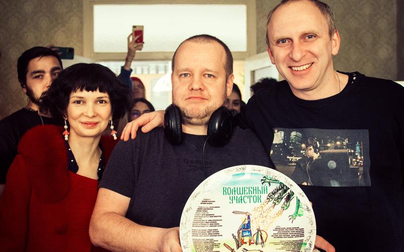 Мат без мата, Мерлин и чайный гриб в Неве: Интервью со Степаном Гордеевым, режиссером сериала «Волшебный участок»